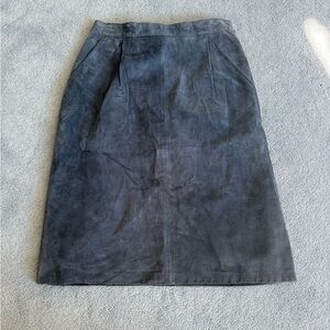 Toff’s Vintage 1980s blue leather skirt 30 retro